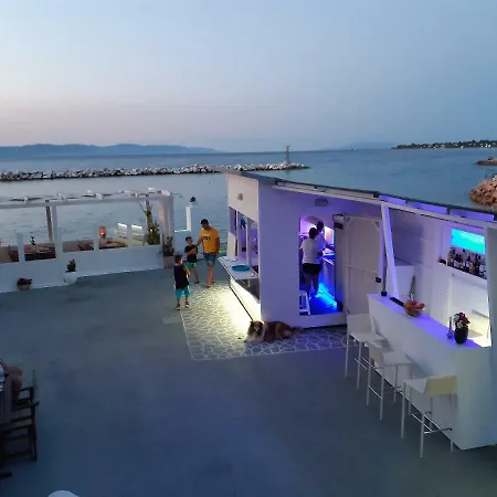 Asmini 公寓 佩弗奇